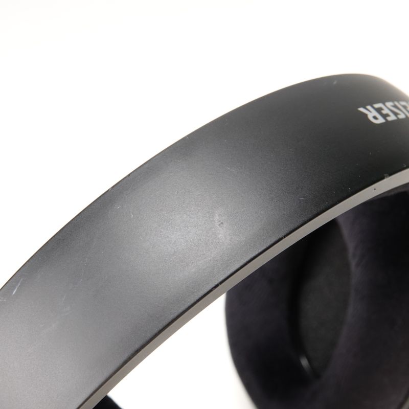 HD660S
