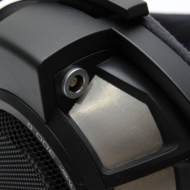 HD 800 S