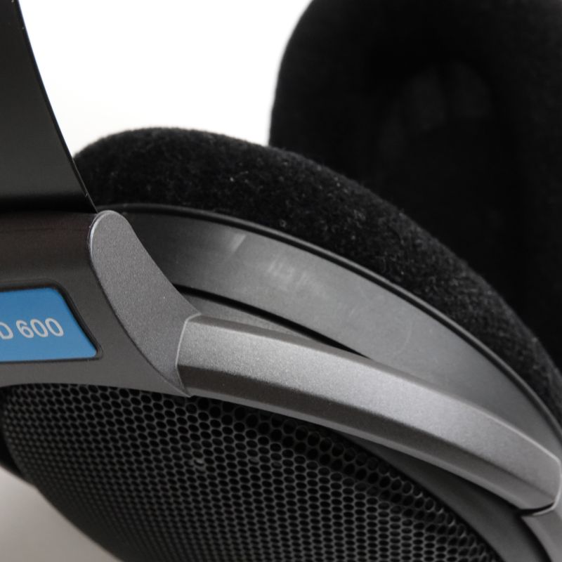 HD600