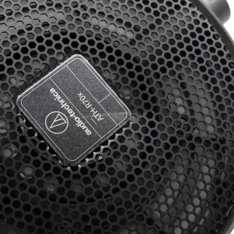 ATH-R70x