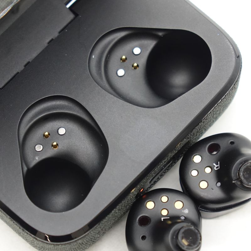 MOMENTUM True Wireless 4 [MTW4 Black Graphite]