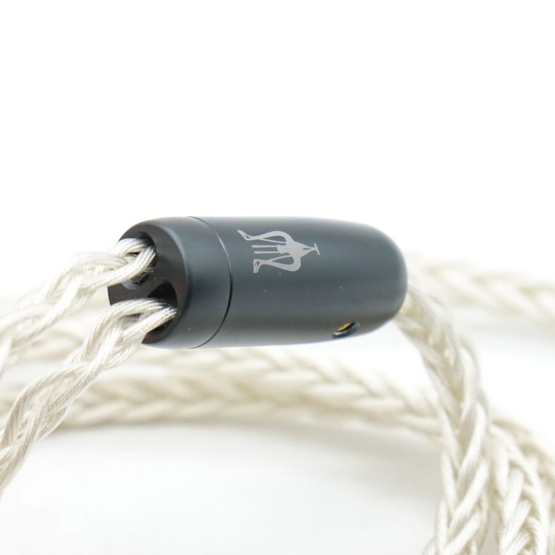 Empyrean 4.4mm PCUHD バランスケーブル [MEM-S4.4]