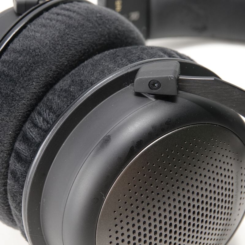 T1 (3rd generation) [717924]