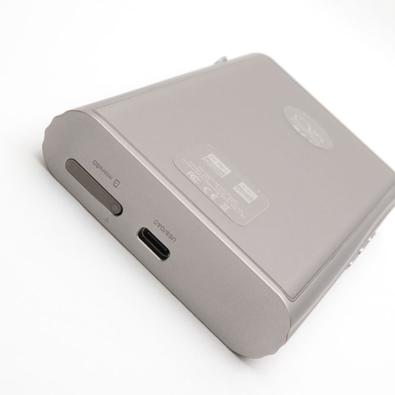 M7 (Titanium)