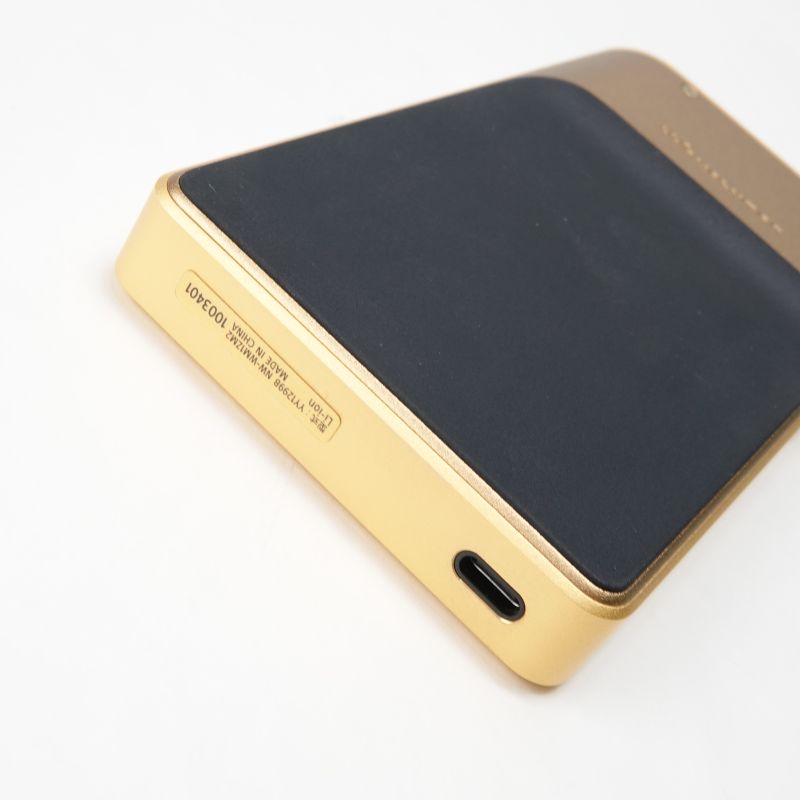 NW-WM1ZM2 [NW-WM1ZM2 C]