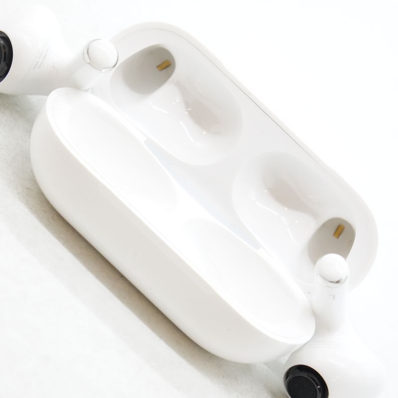Apple AirPods Pro(2G)(USB-Cケース付) [MTJV3J/A] 中古 240001209179