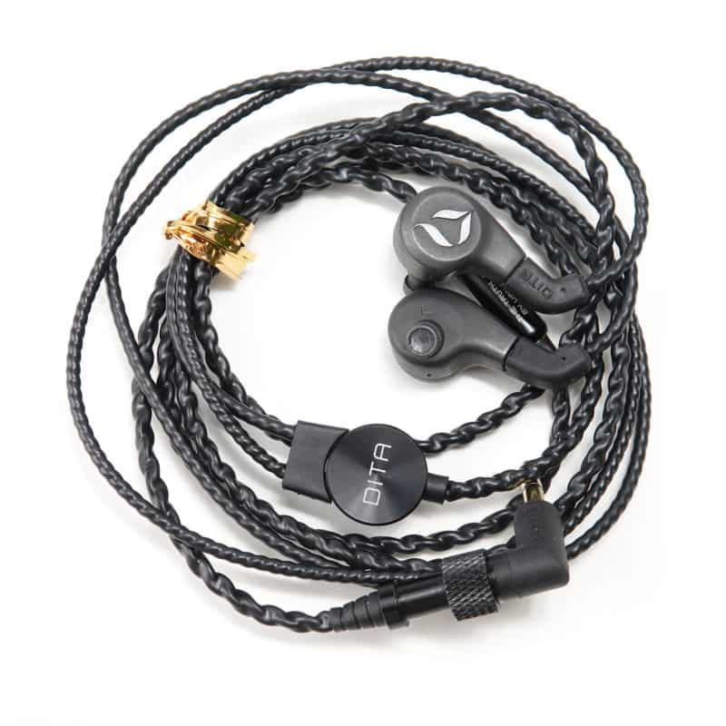 イヤホン DITA Dream Titanium Black Amazon.co.jp: aiuto DITA Dream /Titanium Black/ DREAM-BLK : 家電