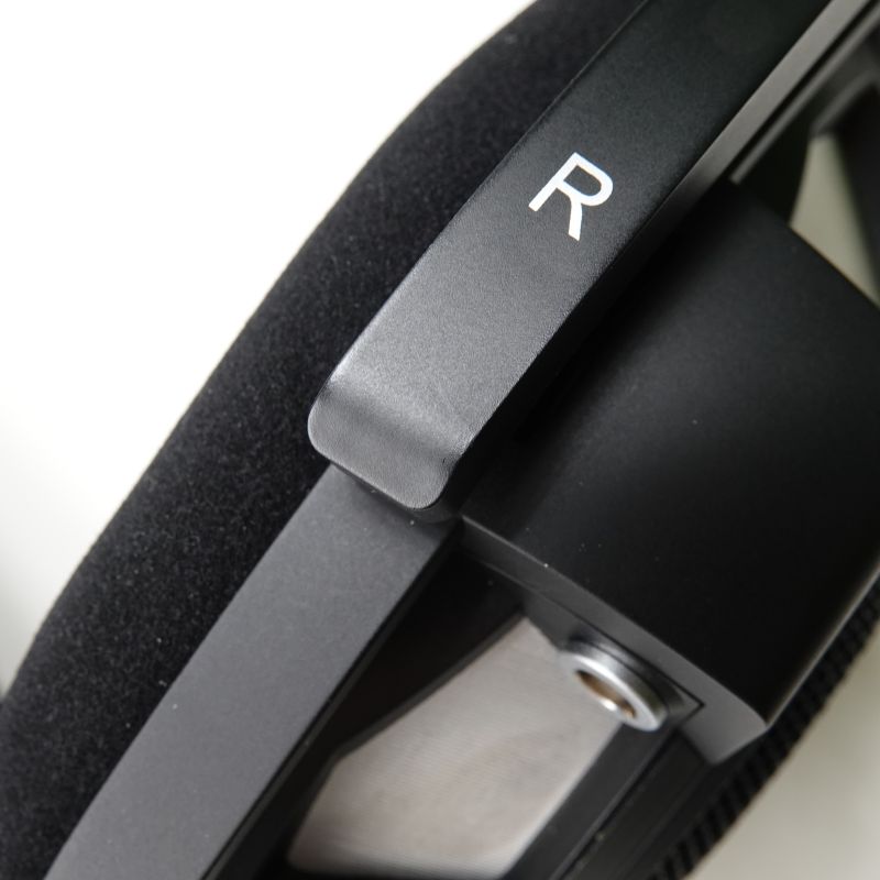 HD 800 S