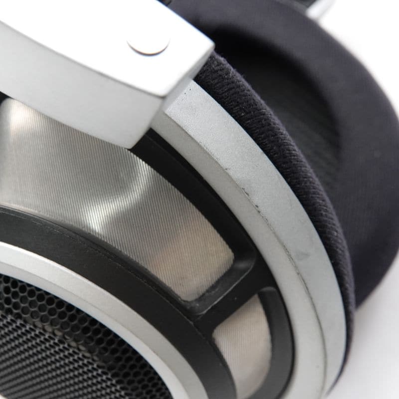HD800