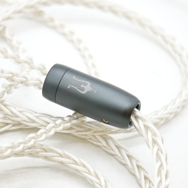 Empyrean 4.4mm PCUHD バランスケーブル [MEM-S4.4]