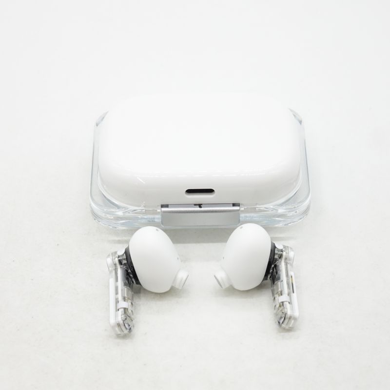 ear (a) ホワイト