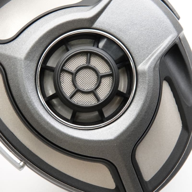 HD700