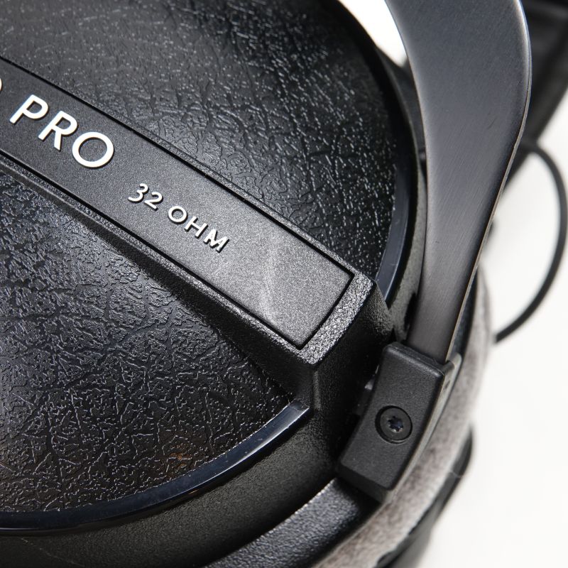 DT770PRO 32