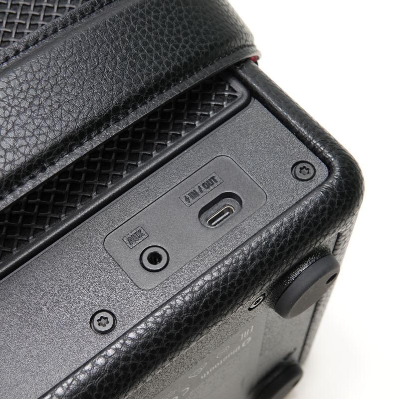 KILBURN III Black and Brass