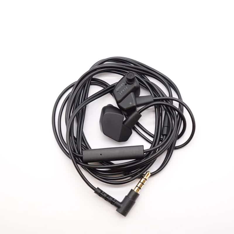 final VR3000 for Gaming [FI-VR3DPLMB] AB+ランク 中古｜フジヤエービック