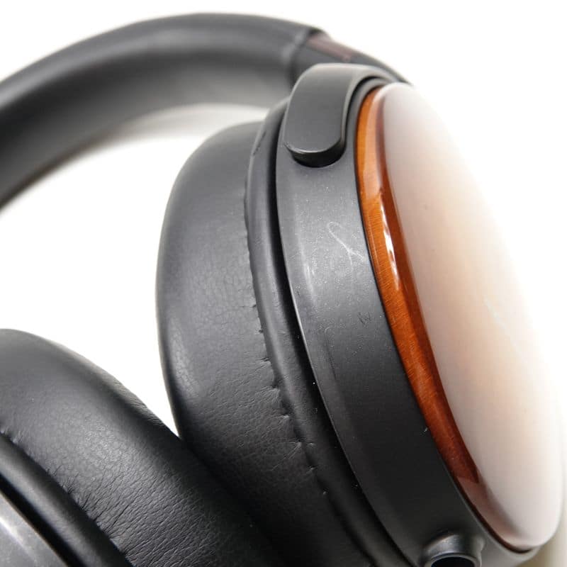 ATH-WP900