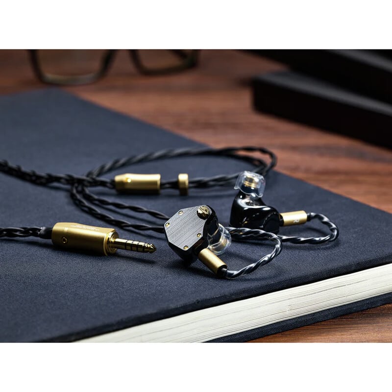 Mest Jet Black [UNM-1901]（2025年6月27日発売予定）