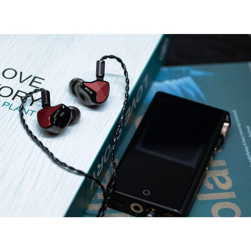 ZiiGaat x Fresh Reviews Arete II - Red(2026年4月3日発売予定)