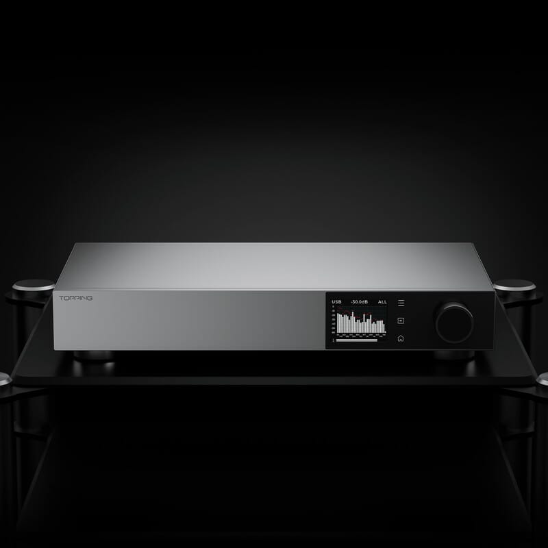 D900(2025年11月14日発売予定)