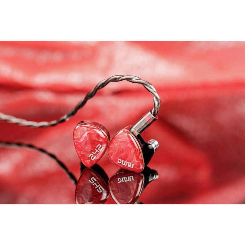 DN 242(2025年11月21日発売予定)