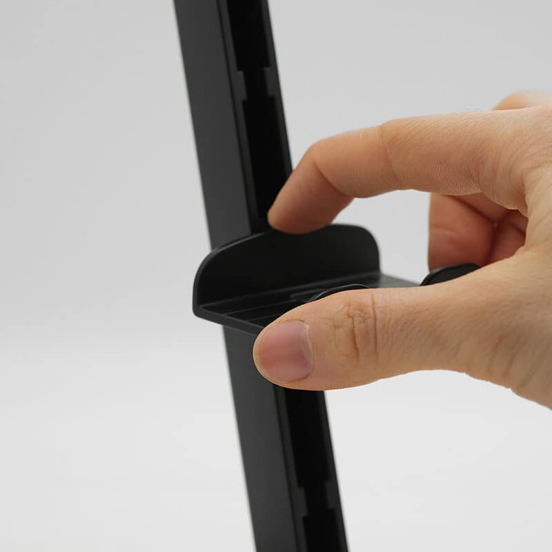 NSMO Desktop Hanger [ADVNSMOHANG]（2025年12月5日発売予定）