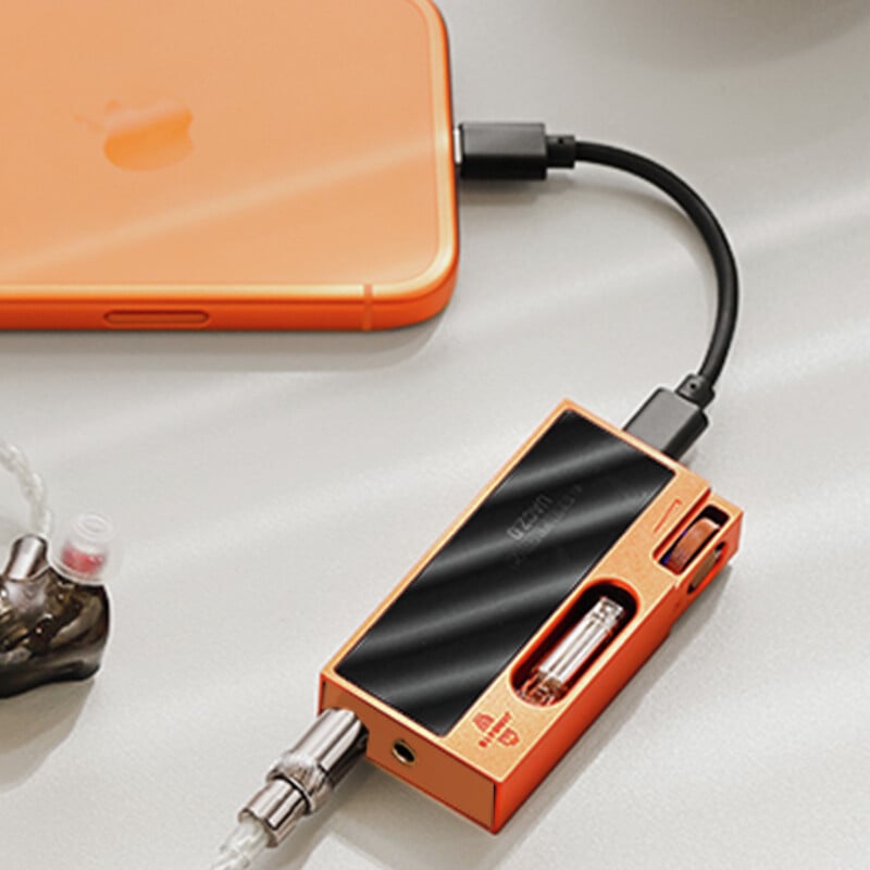 UA7 Orange（2025年12月19日発売予定）