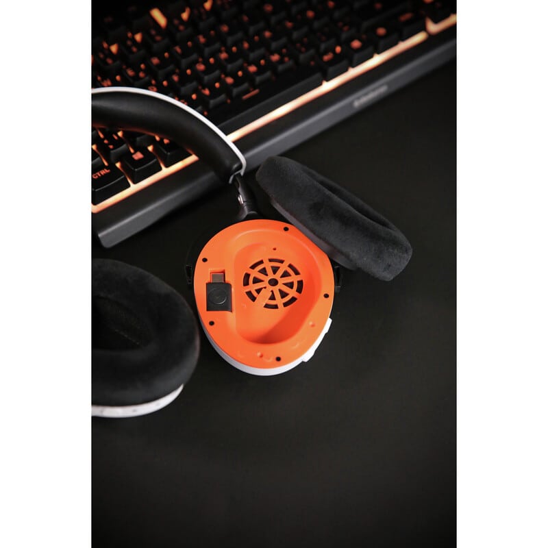 MMX 230 wireless arctic white(2026年3月27日発売予定)