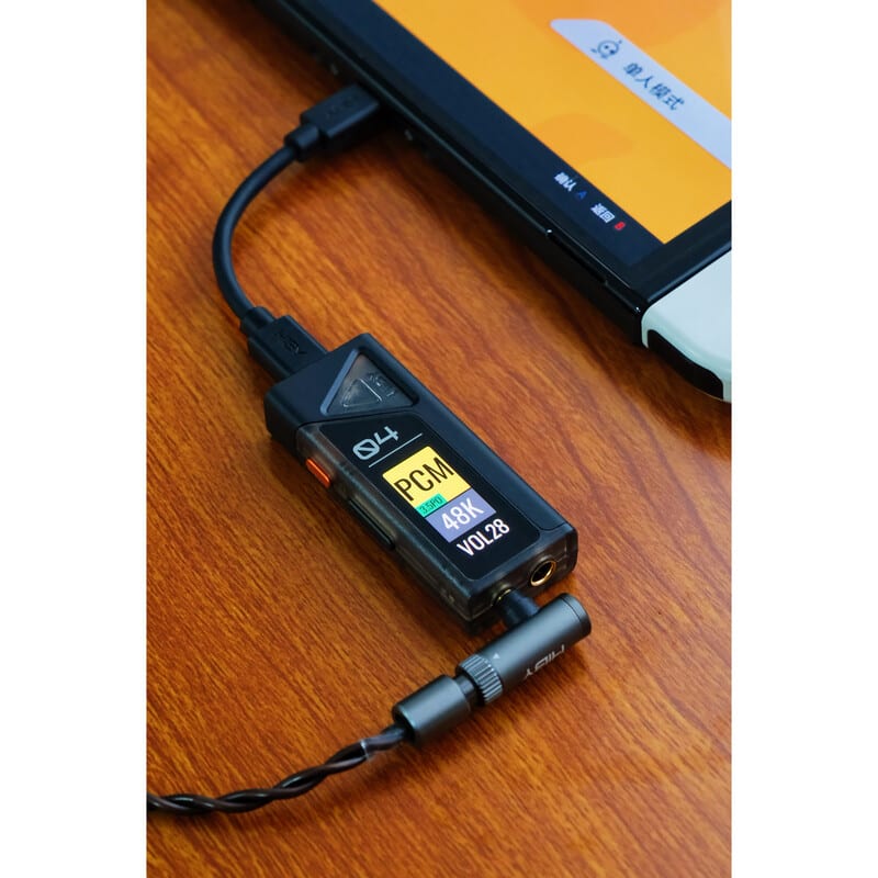 FC4 with Display Black(2026年7月31日発売予定)