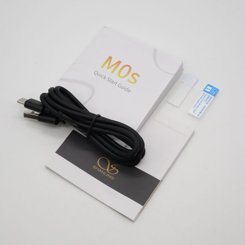 M0s／Black