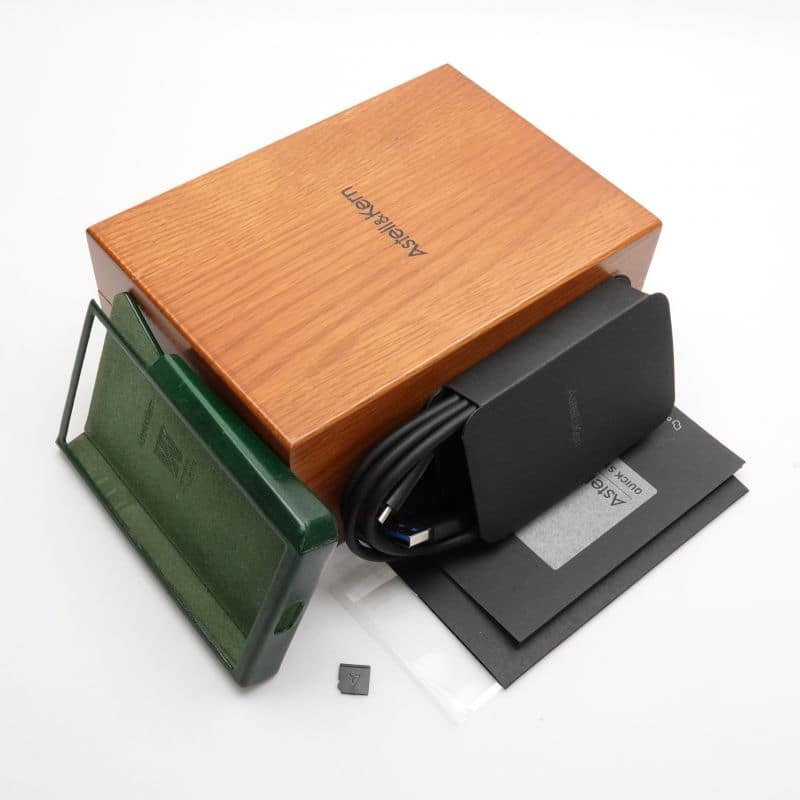 Astell&Kern A&ultima SP2000 SS [AK-SP2000-SS] 中古