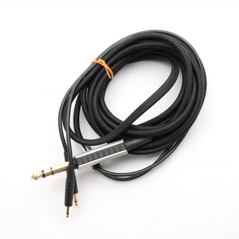 HD700