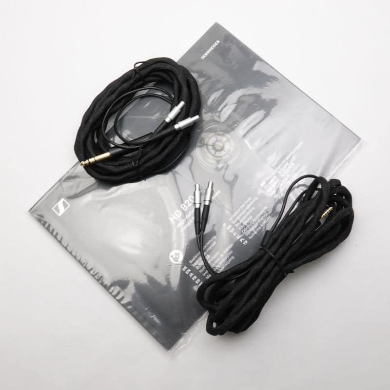 HD 820