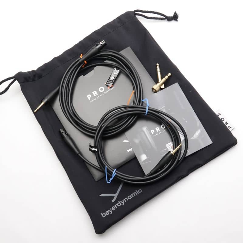 DT 900 PRO X [729906]