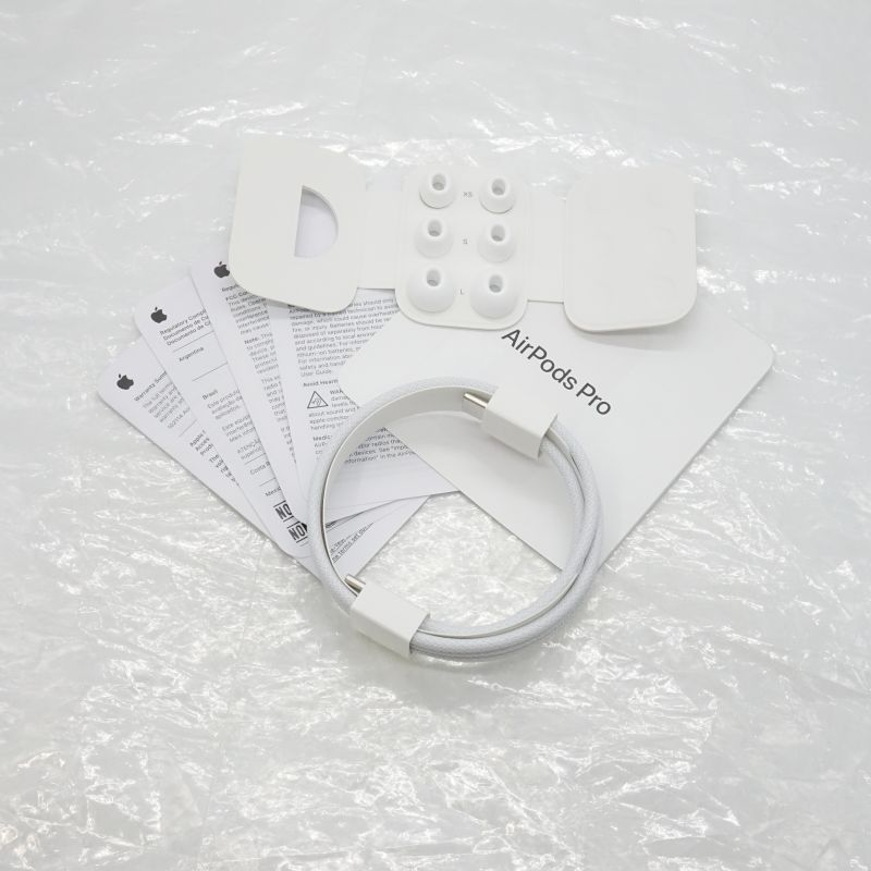 AirPods Pro(2G)(USB-Cケース付) [MTJV3J/A]
