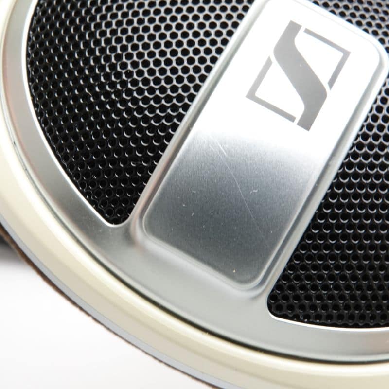 HD599