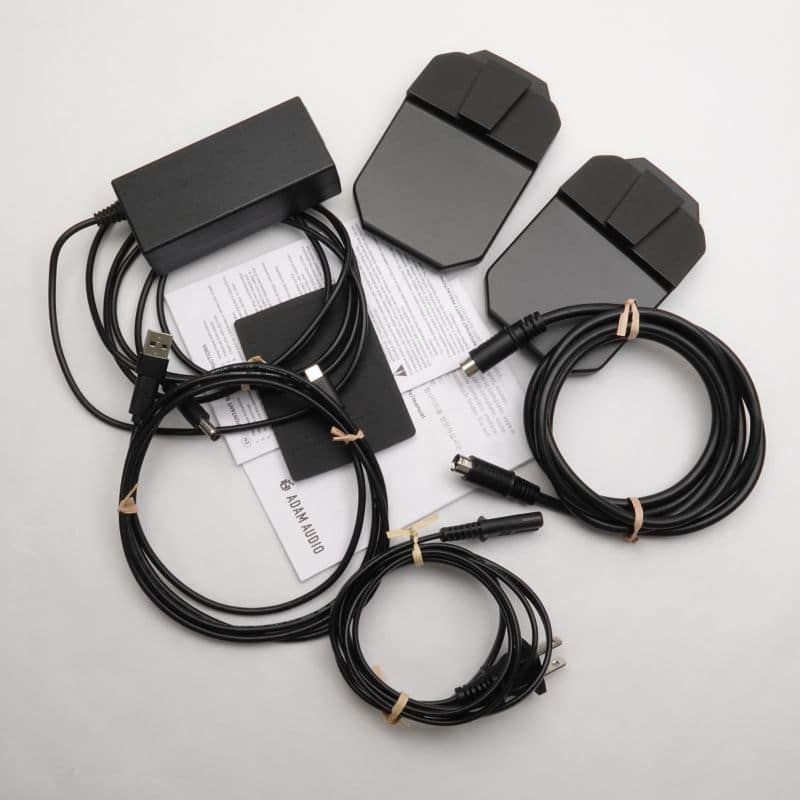 D3V/Black