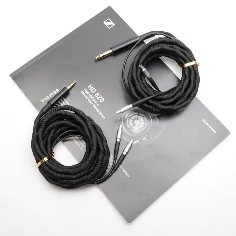 HD 820