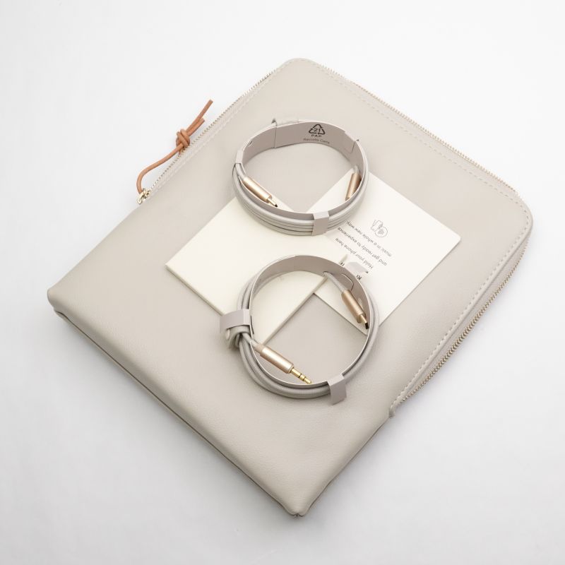 Beoplay H100 Hourglass Sand