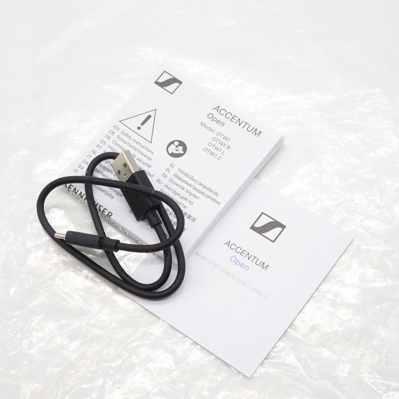 ACCENTUM Open Black [OTW1 Black]