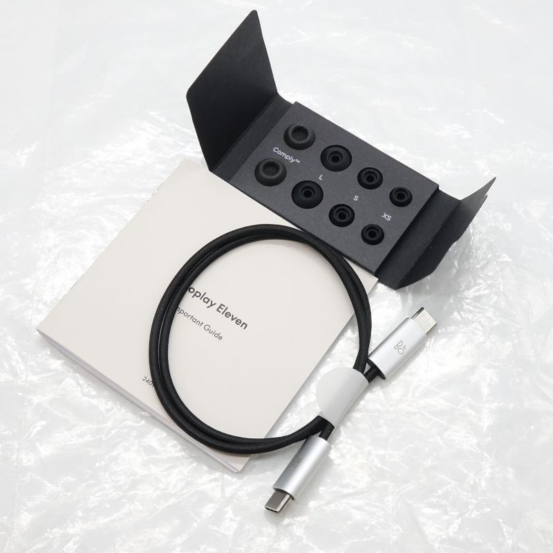 Beoplay Eleven NaturalAluminim