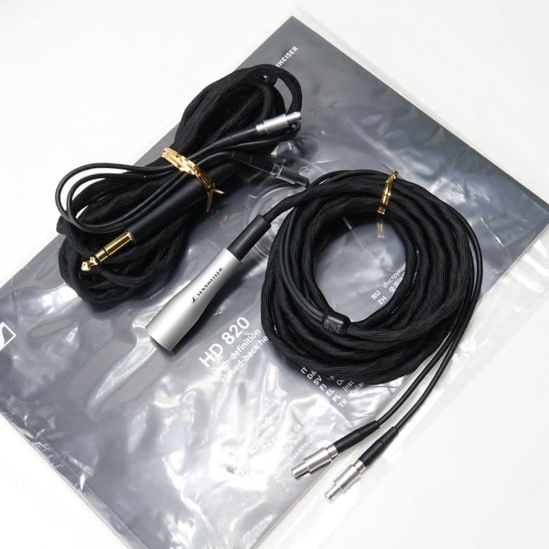 HD 820
