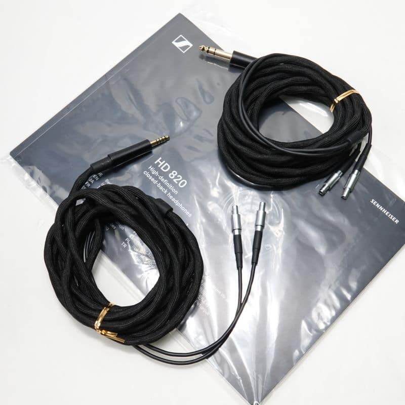 HD 820