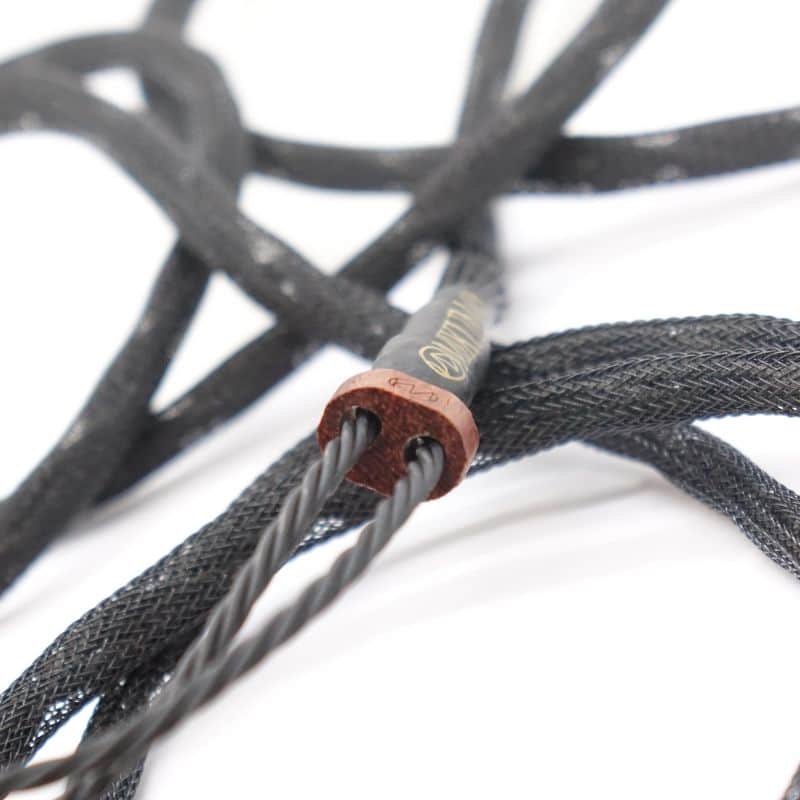 Brise Audio MIKUMARI Ref.2 4極XLR 2.5m [MIKURE2-25-4XLR] AB+ランク