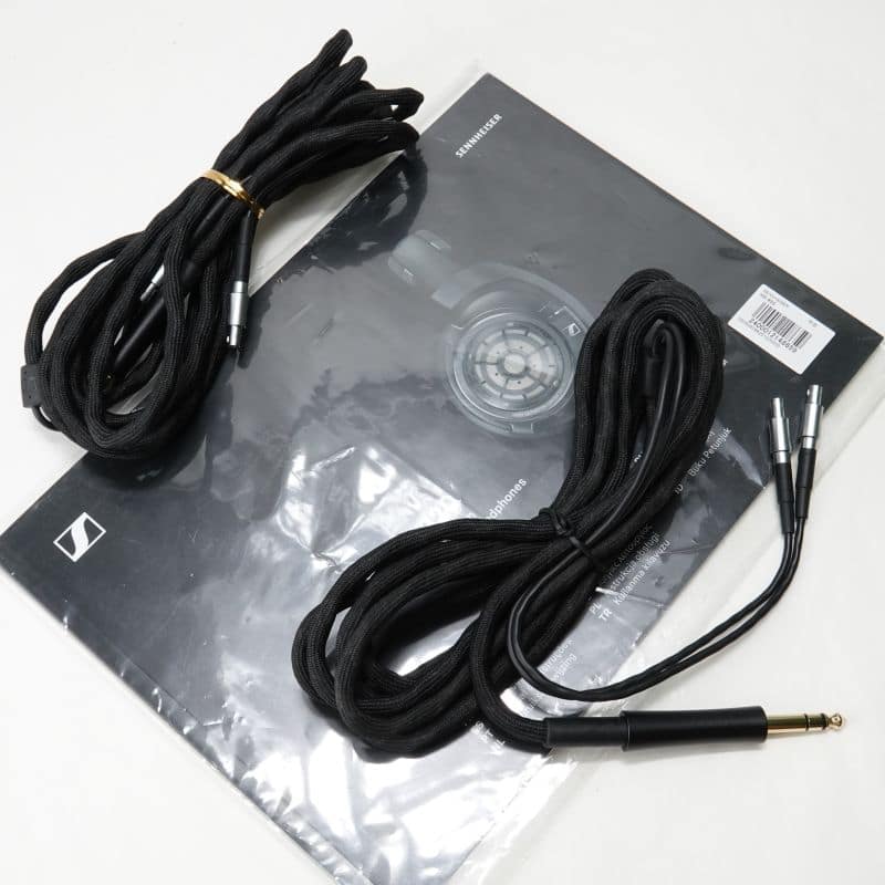 HD 820