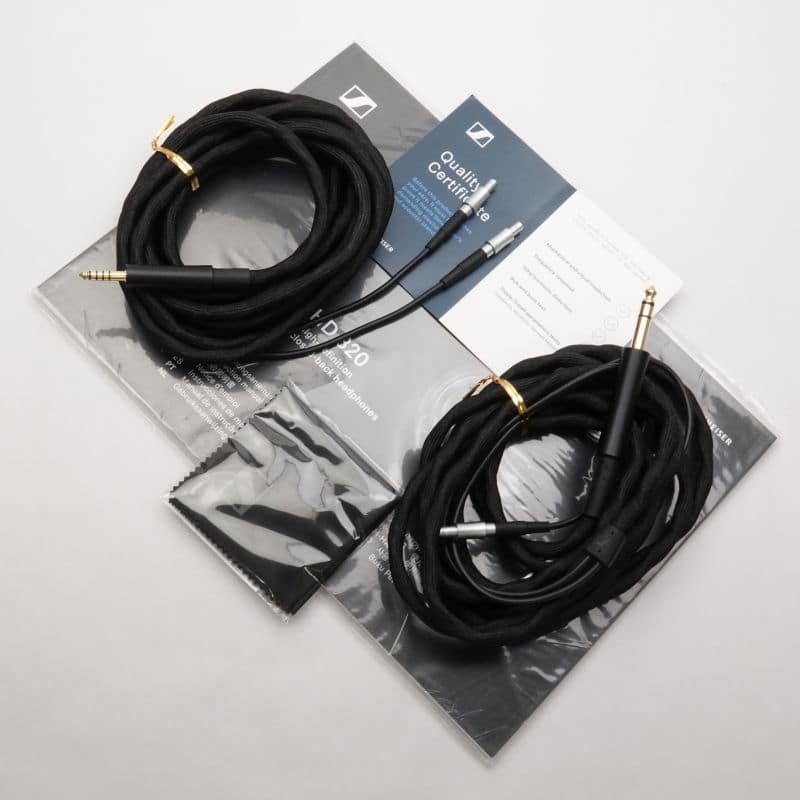 HD 820