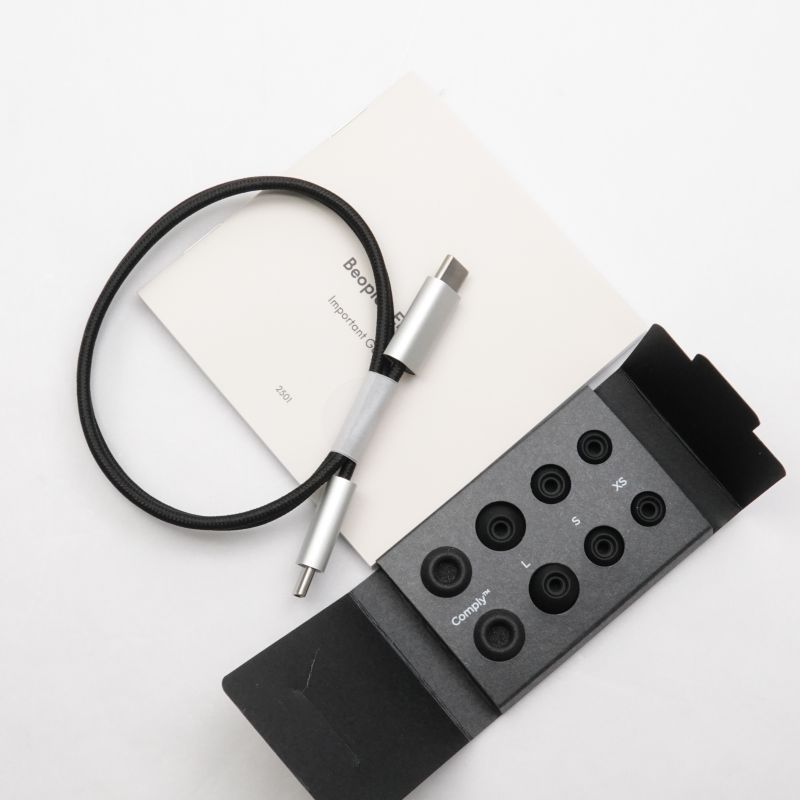 Beoplay Eleven NaturalAluminim