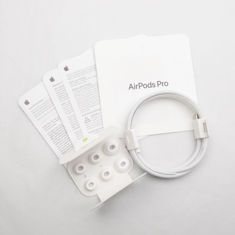 AirPods Pro(2G)(USB-Cケース付) [MTJV3J/A]