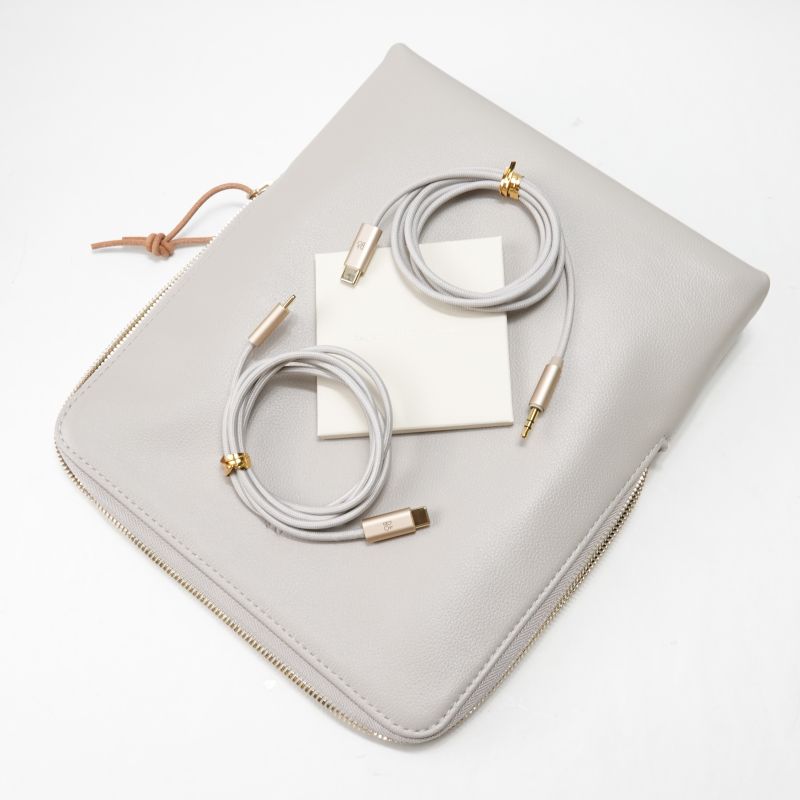 Beoplay H100 Hourglass Sand