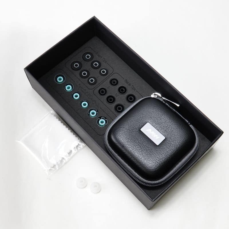 AAW Z06 Blanc Edition (Universal F AB+ランク 中古｜フジヤエービック