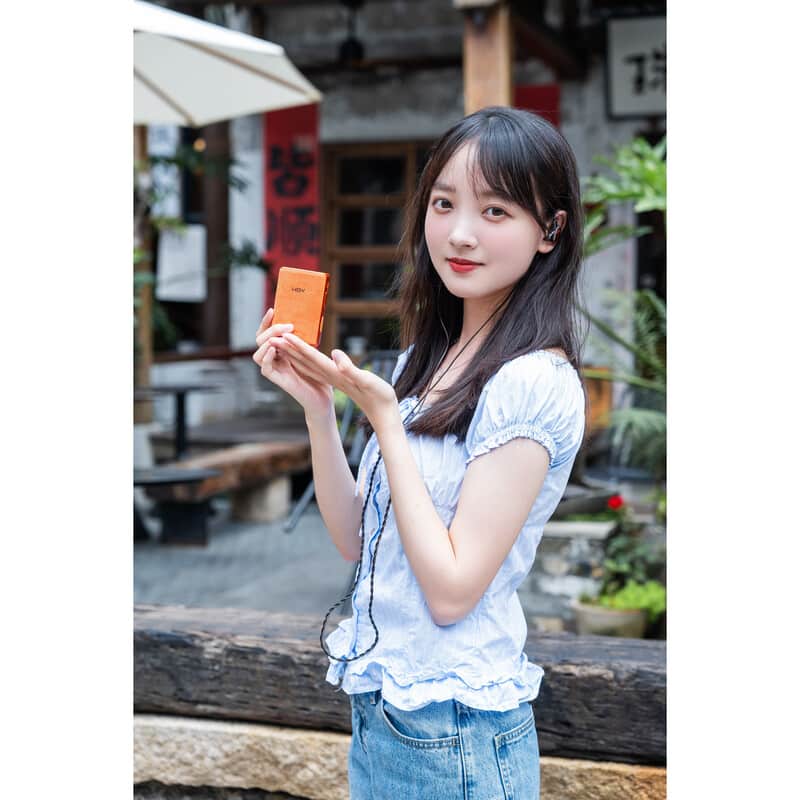 R3 Pro II Orange